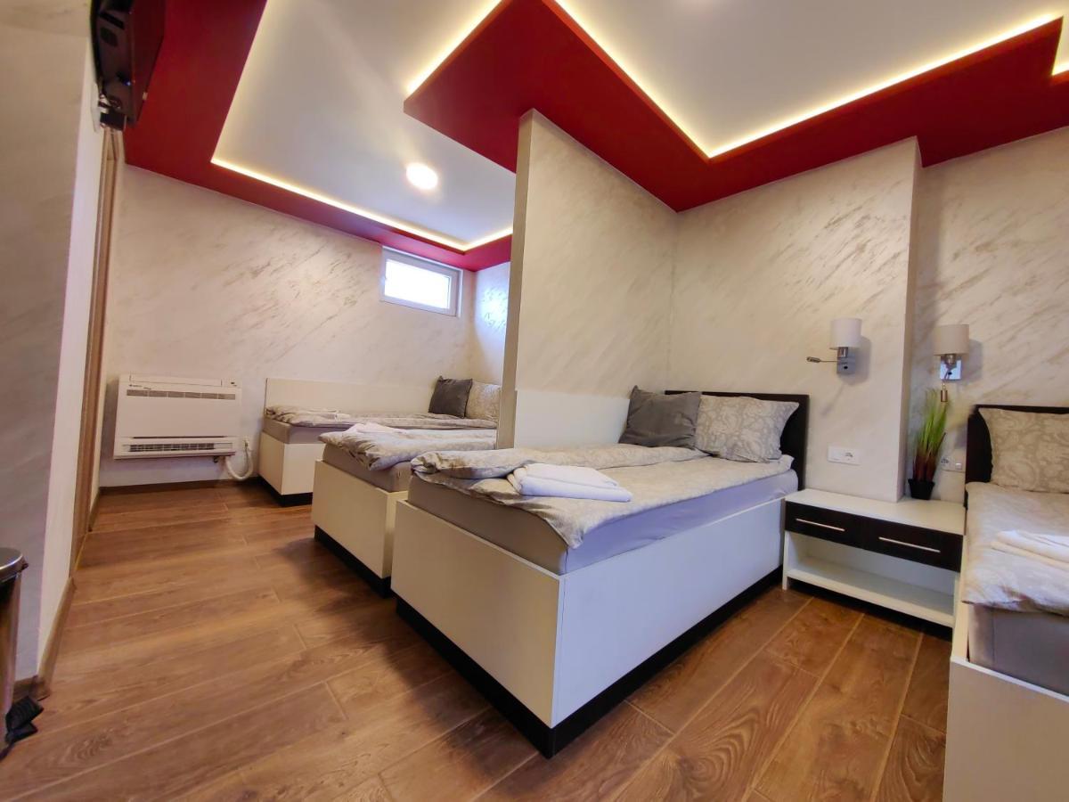 Oldbrick Pub Hotel Sombor Exterior foto